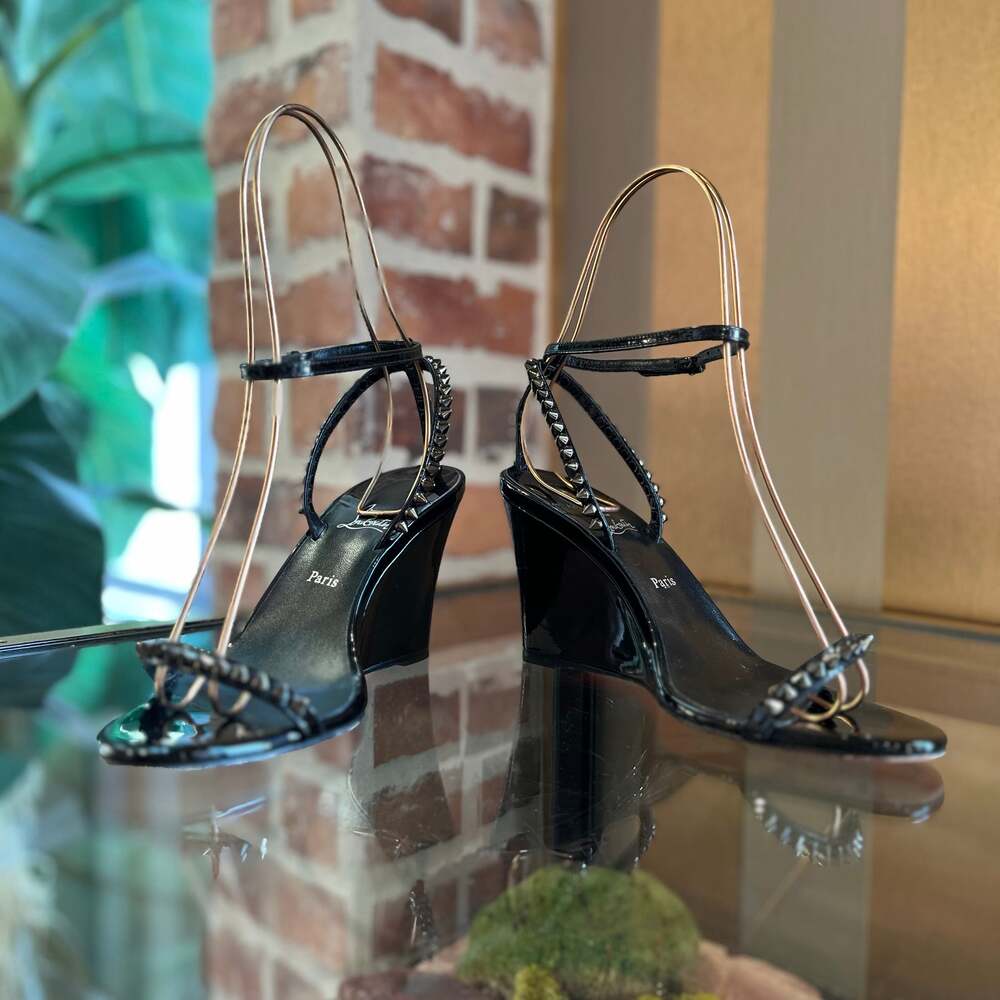 CHRISTIAN LOUBOUTIN Black Patent Leather Wedges SZ 37 (US 7)